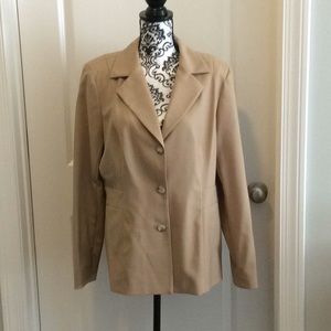 NWOT.  Ladies lined jacket.
